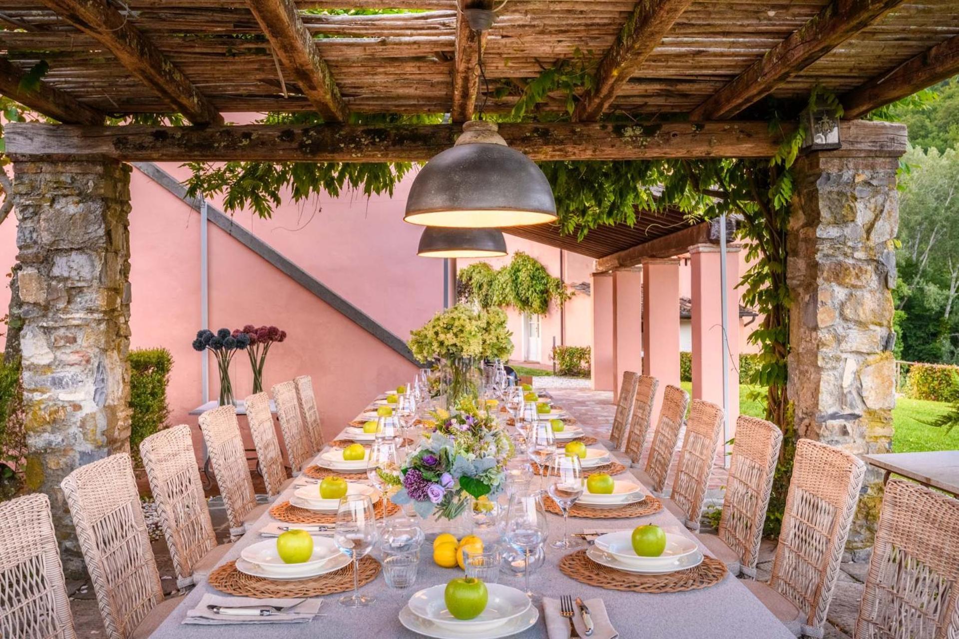 Villa Domus Francigena לוקה מראה חיצוני תמונה